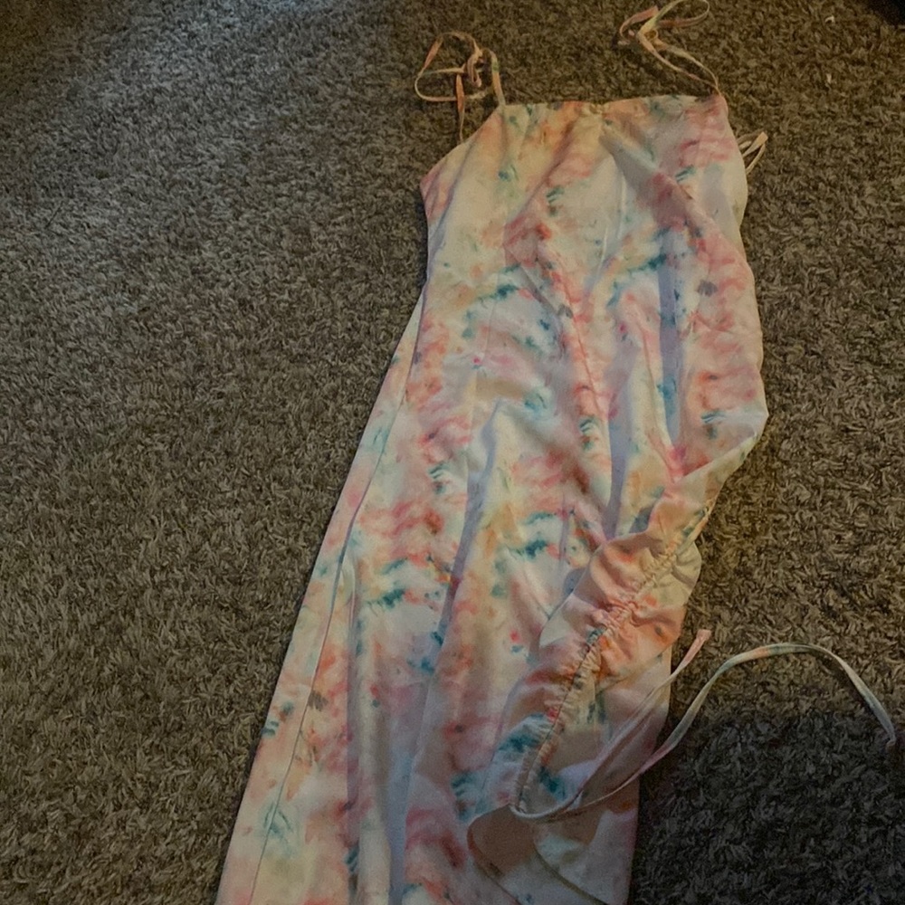 A dress I got from shein that couldn’t fit me